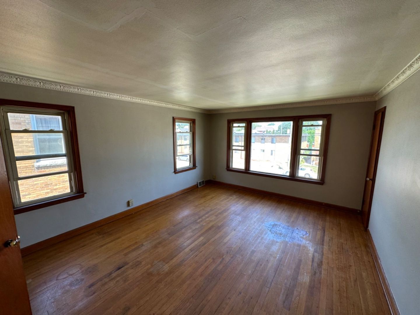 Building Photo - 5309 W Greenfield Ave