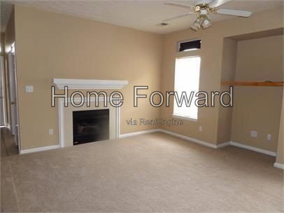 Building Photo - 2633 Mable Ln
