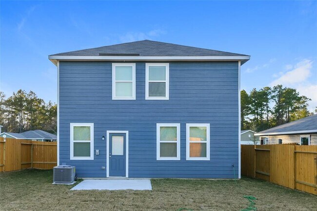 Building Photo - 27053 Leonardo Dr