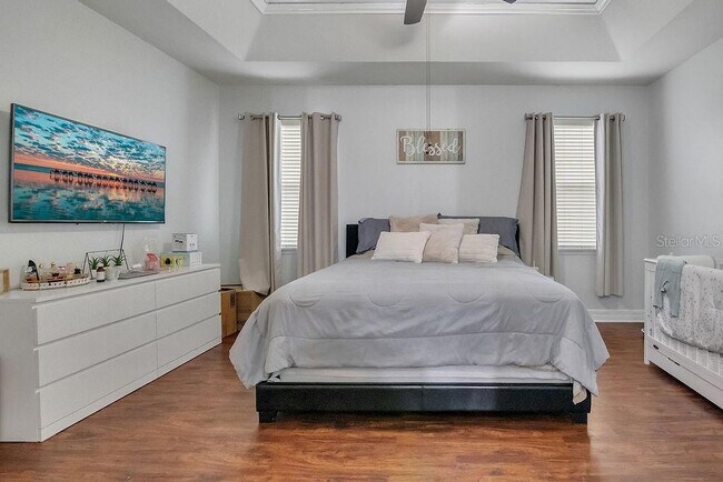 Building Photo - 2450 Chateau Lp