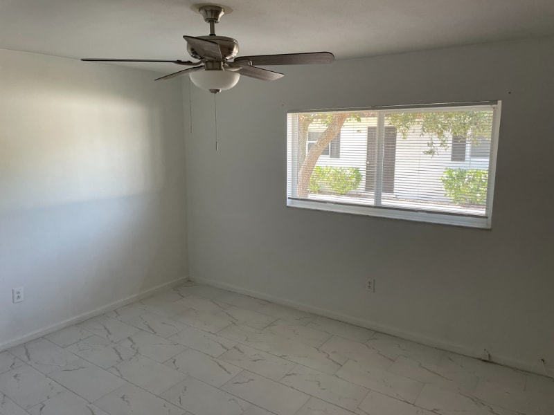 Building Photo - 627 92nd Ave N