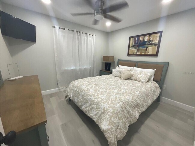 Building Photo - 3624 Willow Wisp Dr S