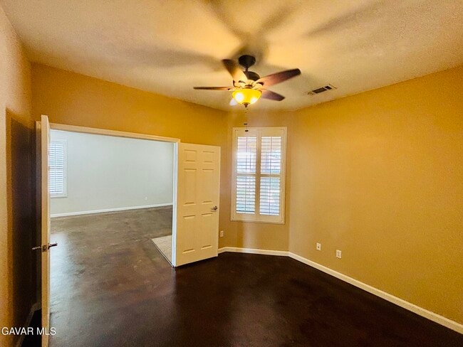 Building Photo - 4640 Trojan Ct