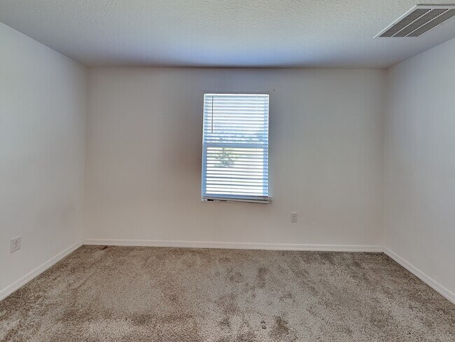 Building Photo - 1918 Birnham Wood Bnd