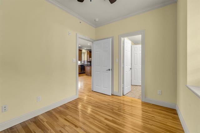 Building Photo - 2203 N Carroll Ave