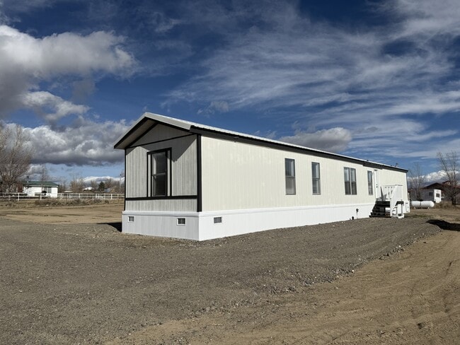 Building Photo - 5344 Flower Dr