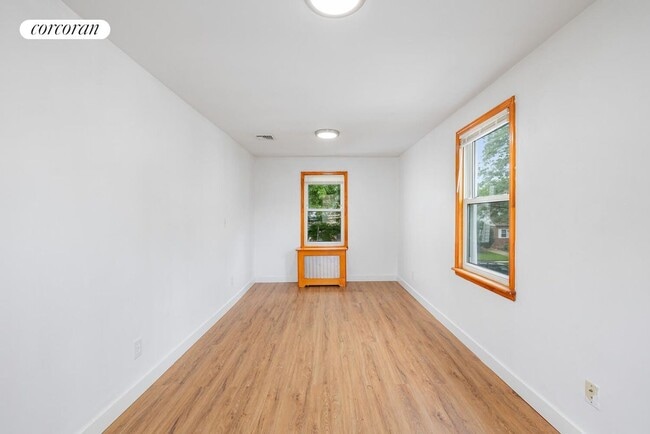 Building Photo - 233-4 Seward Ave