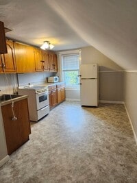 Building Photo - 292 Union St