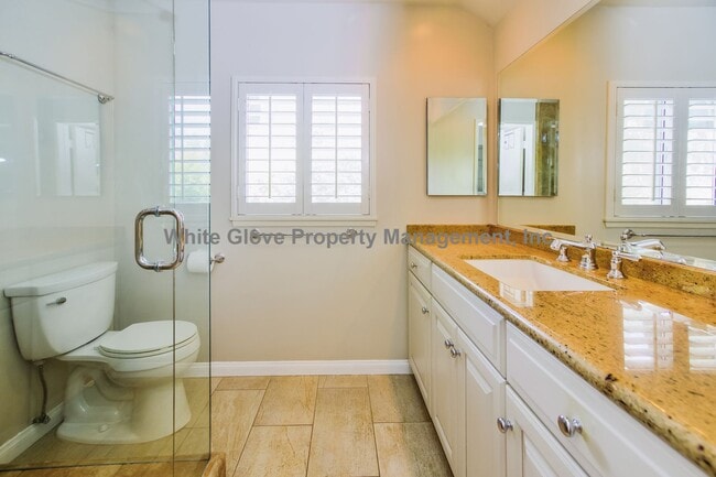 Building Photo - Beautiful 3 Bedroom in Fullerton's President Homes Neighborhood