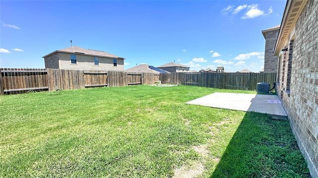 Building Photo - 3018 Hereford Dr