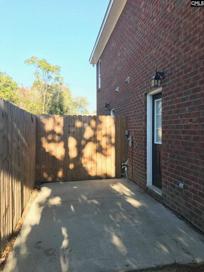 Building Photo - 3102 Emanuel Church Rd