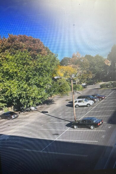 Building Photo - 363 Park Ave