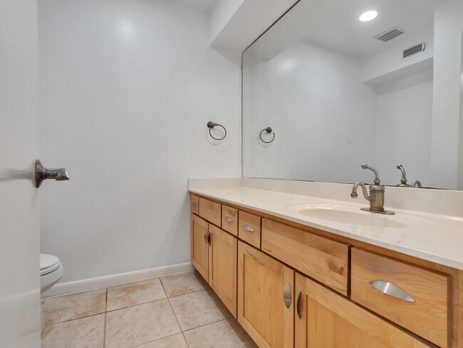 Building Photo - 14325 Lost Meadow Ln