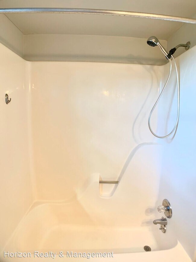 Building Photo - 3 br, 2 bath House - 2707 Dove Ct