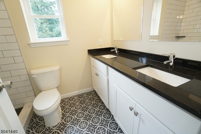 Building Photo - 17 Triton Terrace