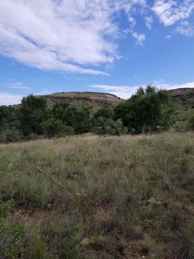 Building Photo - 11120 Gentry Ln