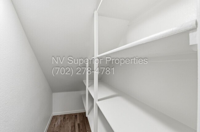 Building Photo - Aliante!! Never lived in!!! Gated!! Community Pool!!! Playground!! 2 Car Garage!! Tankless Hot wa...