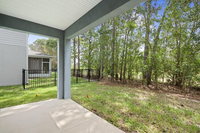 Building Photo - 692 NE Turtleback Trail