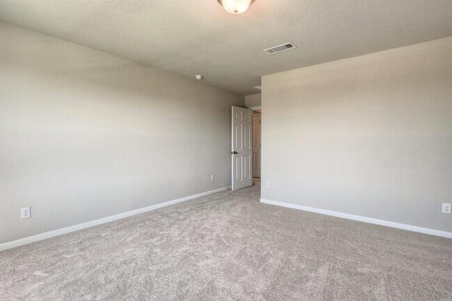 Building Photo - 2642 Blue Abbot Dr
