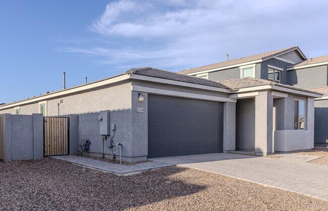 Building Photo - 11248 E Unger Ave