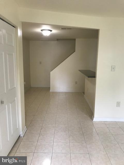Building Photo - 8216 Castlebury Terrace