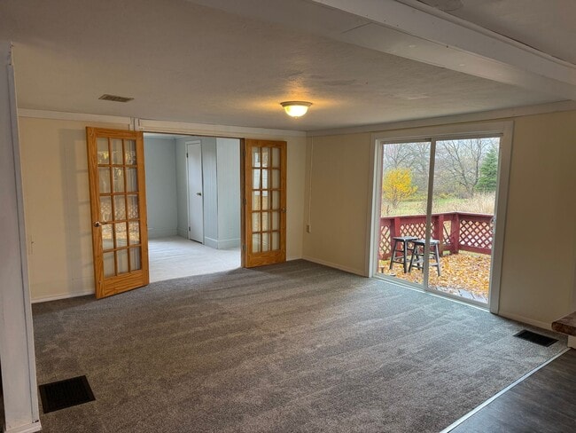 Building Photo - 983 US HWY 11