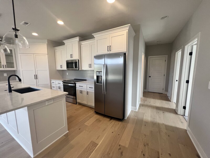 Building Photo - 19322 W 109th Pl