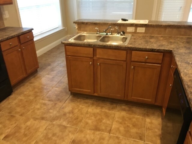 Building Photo - 4632 Peele St