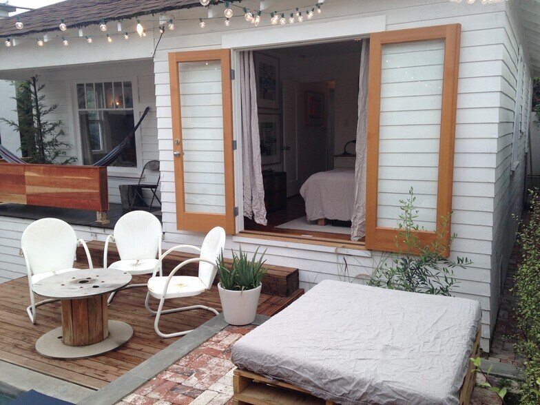Building Photo - 2112 Santa Ynez St