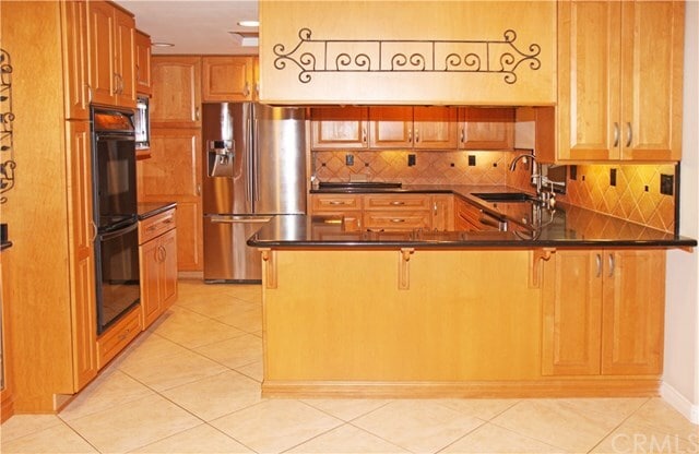 Building Photo - 9225 Talbert Ave