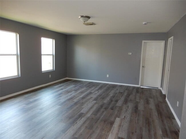 Building Photo - 20119 Baron Brook Dr