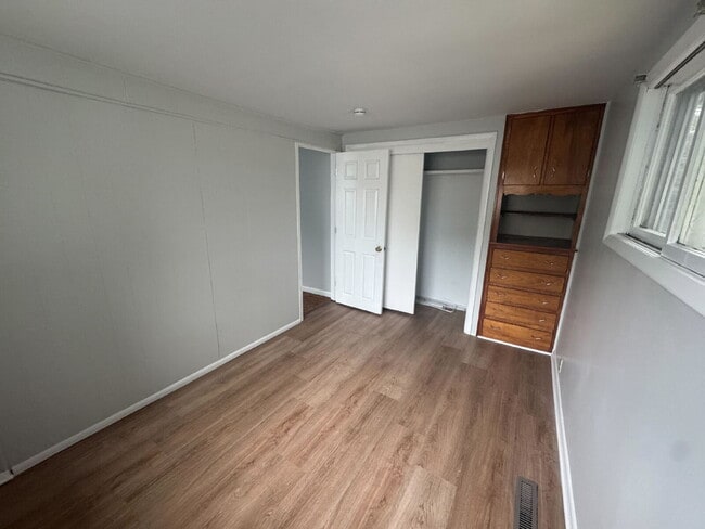 Building Photo - Montrose Rental That Fits Your Lifestyle