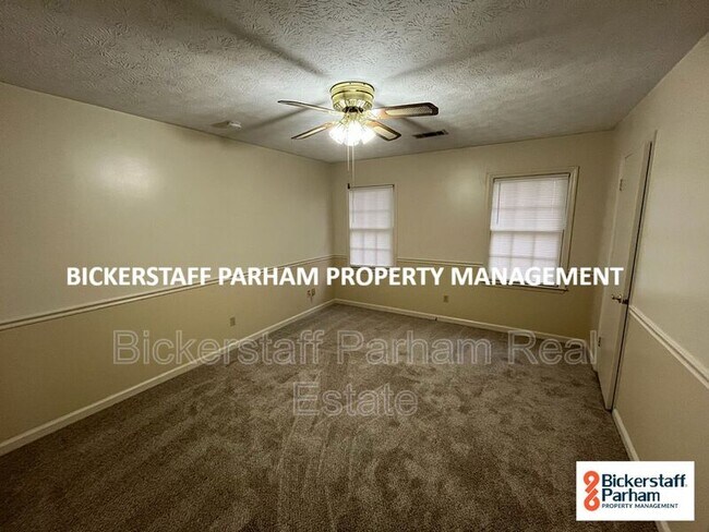 Building Photo - 917 Rim Rock Trail