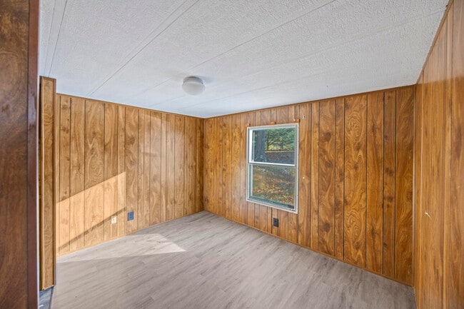 Building Photo - 4220 State Rd J