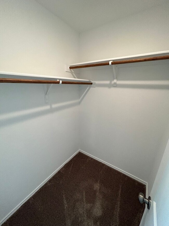 Building Photo - *MOVE IN SPECIAL* Spacious 3-Bedroom Home Near Brooks City Base with Internet Included