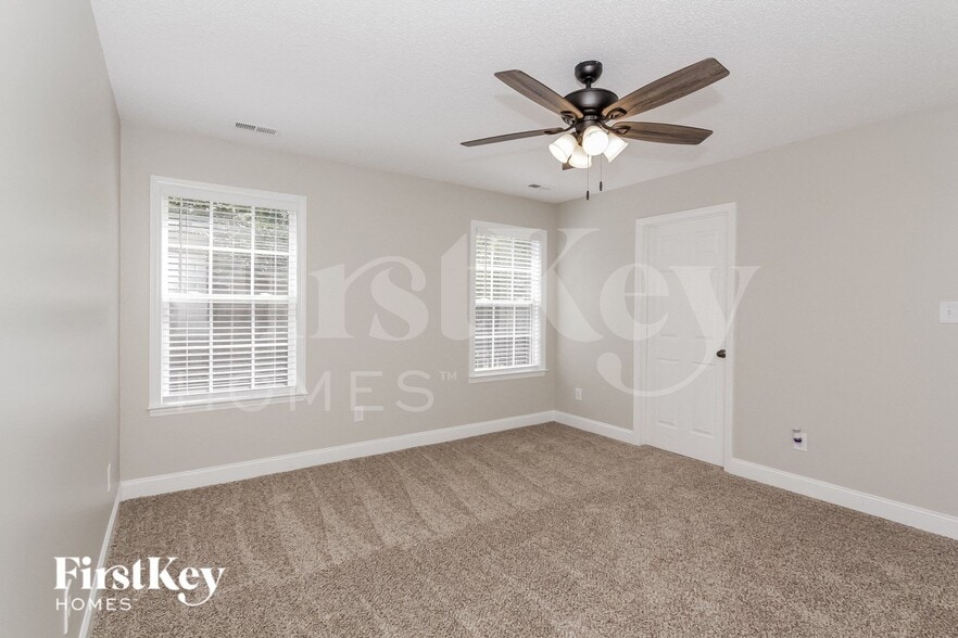 Building Photo - 12618 Hill Pine Rd