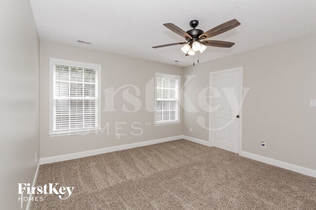 Building Photo - 12618 Hill Pine Rd