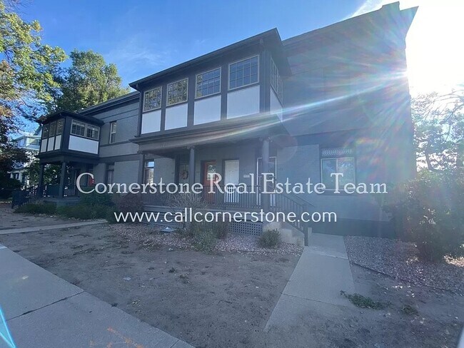 Building Photo - 1201 N Nevada Ave