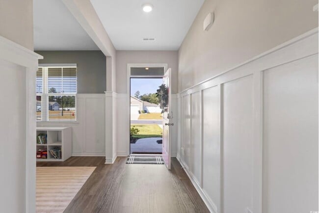 Building Photo - 124 Cassina Dr