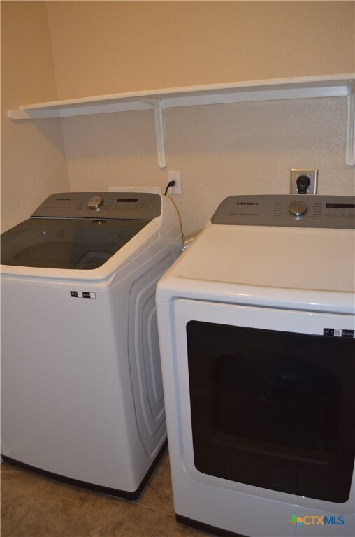 Building Photo - 108 W Gemini Ln