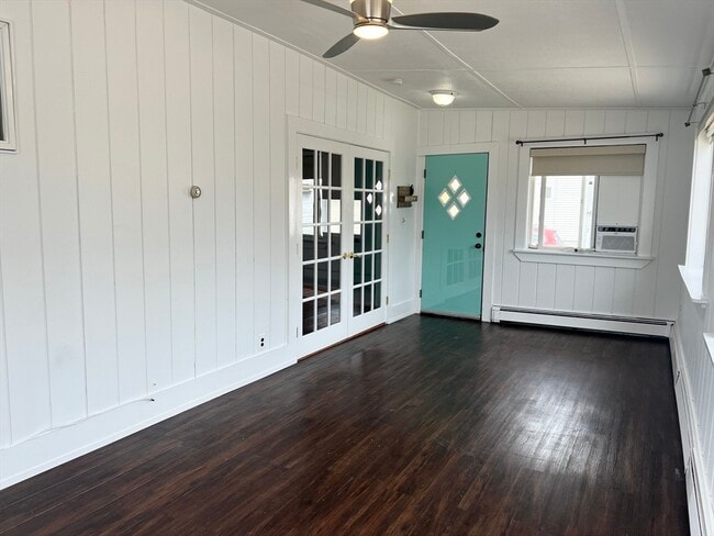 Building Photo - 29R Cutler St