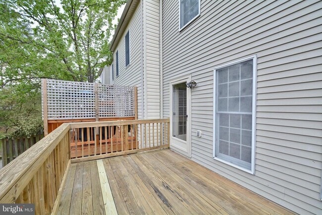 Building Photo - 4223 Devonwood Way