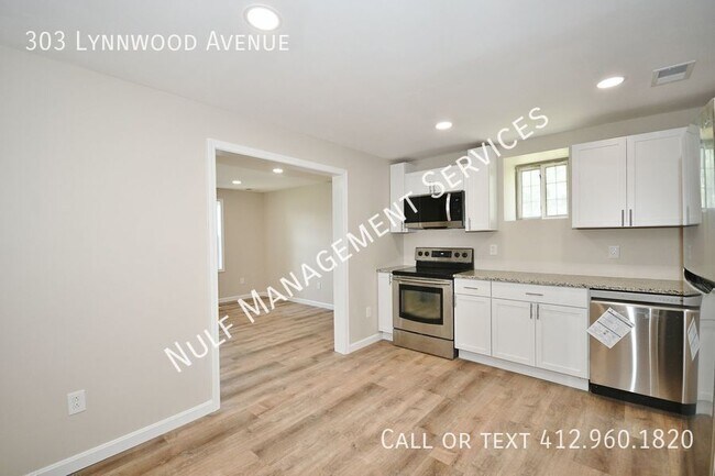 Primary Photo - 303 Lynnwood Ave