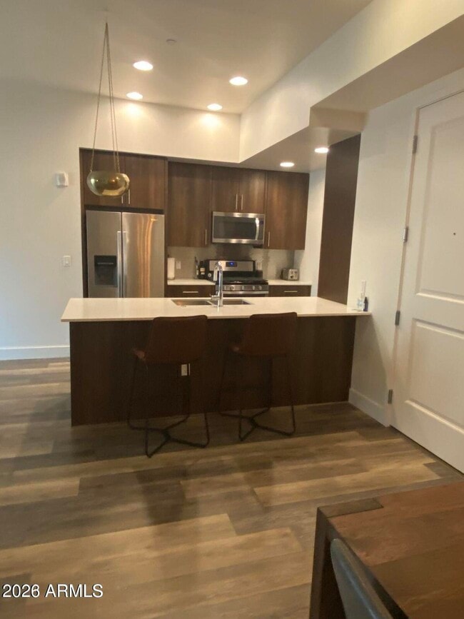 Building Photo - 7300 E Earll Dr