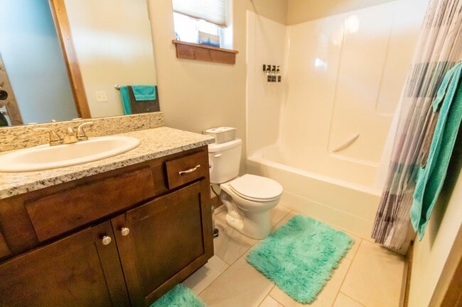 Building Photo - Charming Downtown Retreat: A Unique Blend of Urban Living and Montana Charm in Bozeman