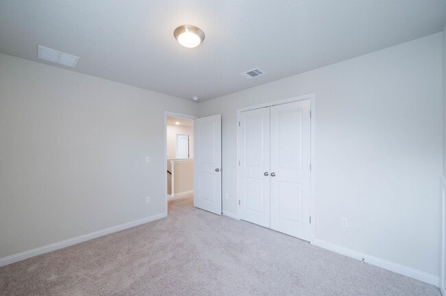 Building Photo - 8208 Cottage Rose Dr