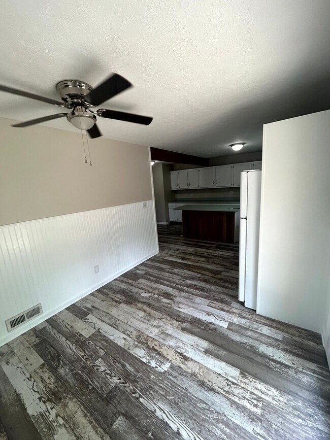 Building Photo - 9800 Orlandi Ct