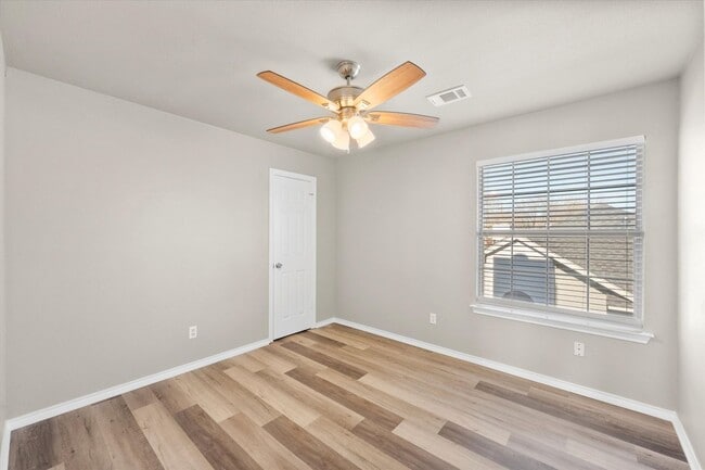 Building Photo - Newly Renovated Midlothian 4 bedroom