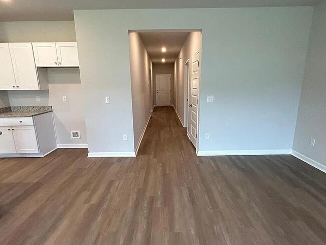 Building Photo - 308 Bull Run Way