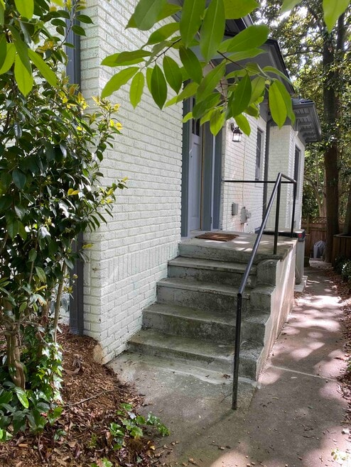 Building Photo - 1566 N Morningside Dr NE